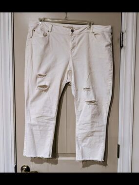 White Distressed Capris - Women